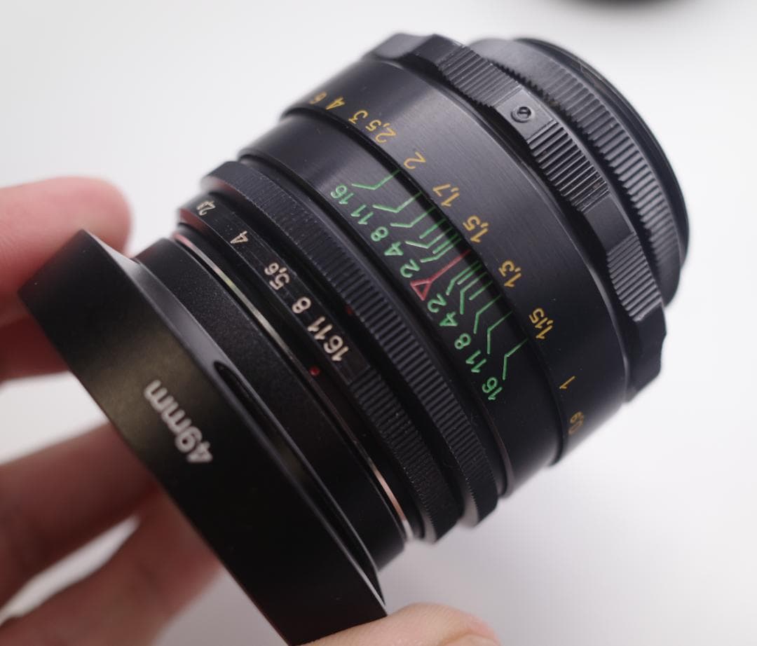32　ヘリオス　44-2ぐるぐるボケレンズ メタル製フード付