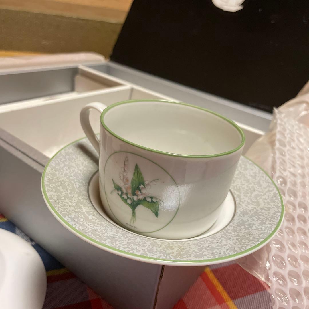 クリスチャンディオール ミリラフォーレ カップソーサーセット&大皿2枚　新品