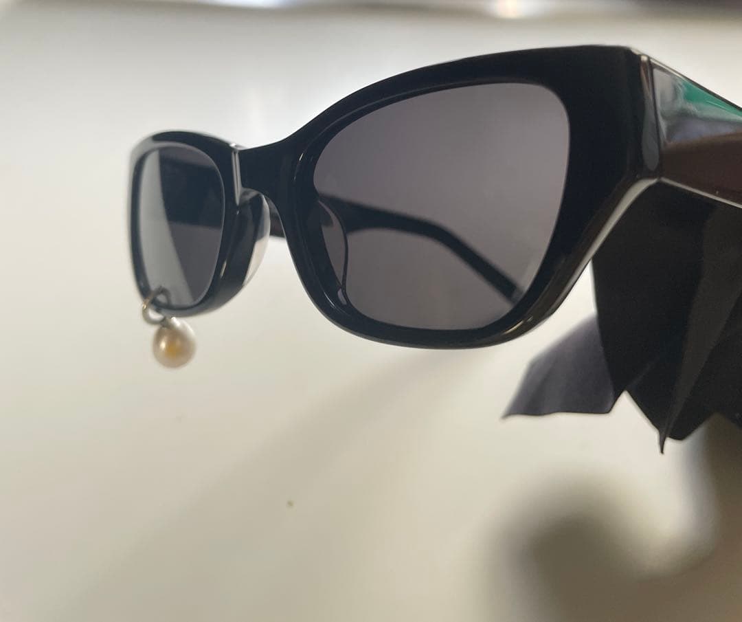 KIMHEKIM キムヘキム キャットアイ サングラス