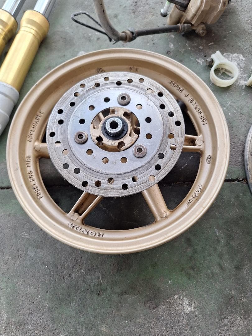 ディオZ4 AF63 ホイール フォーク ブレーキマスター.キャリパーセット