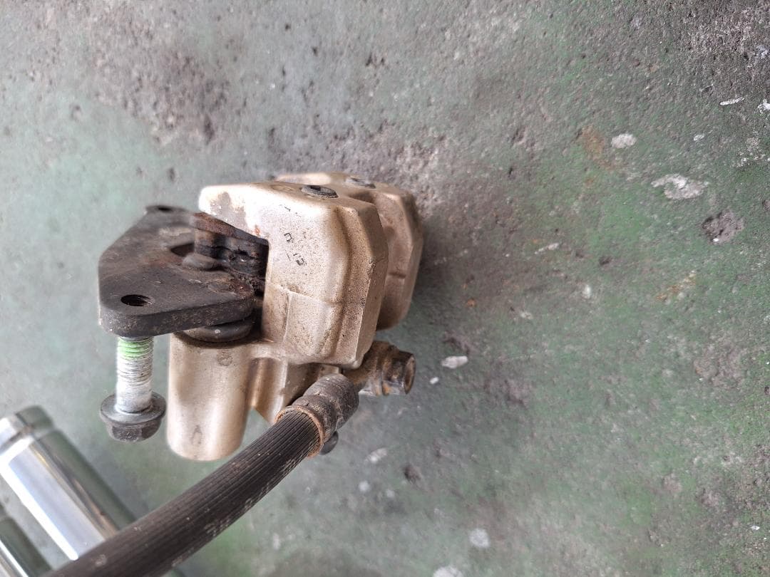 ディオZ4 AF63 ホイール フォーク ブレーキマスター.キャリパーセット