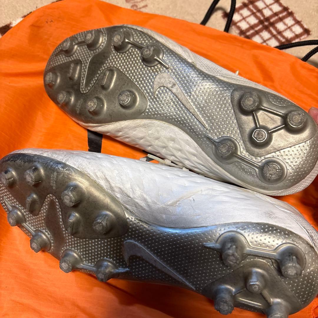 ナイキ ティエンポレジェンド8 スパイクHG