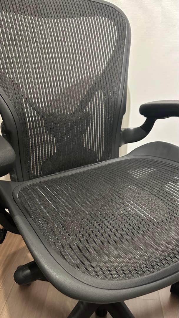 アーロンチェア ハーマンミラー Ｂサイズ 前傾チルト 固定肘 2010年製