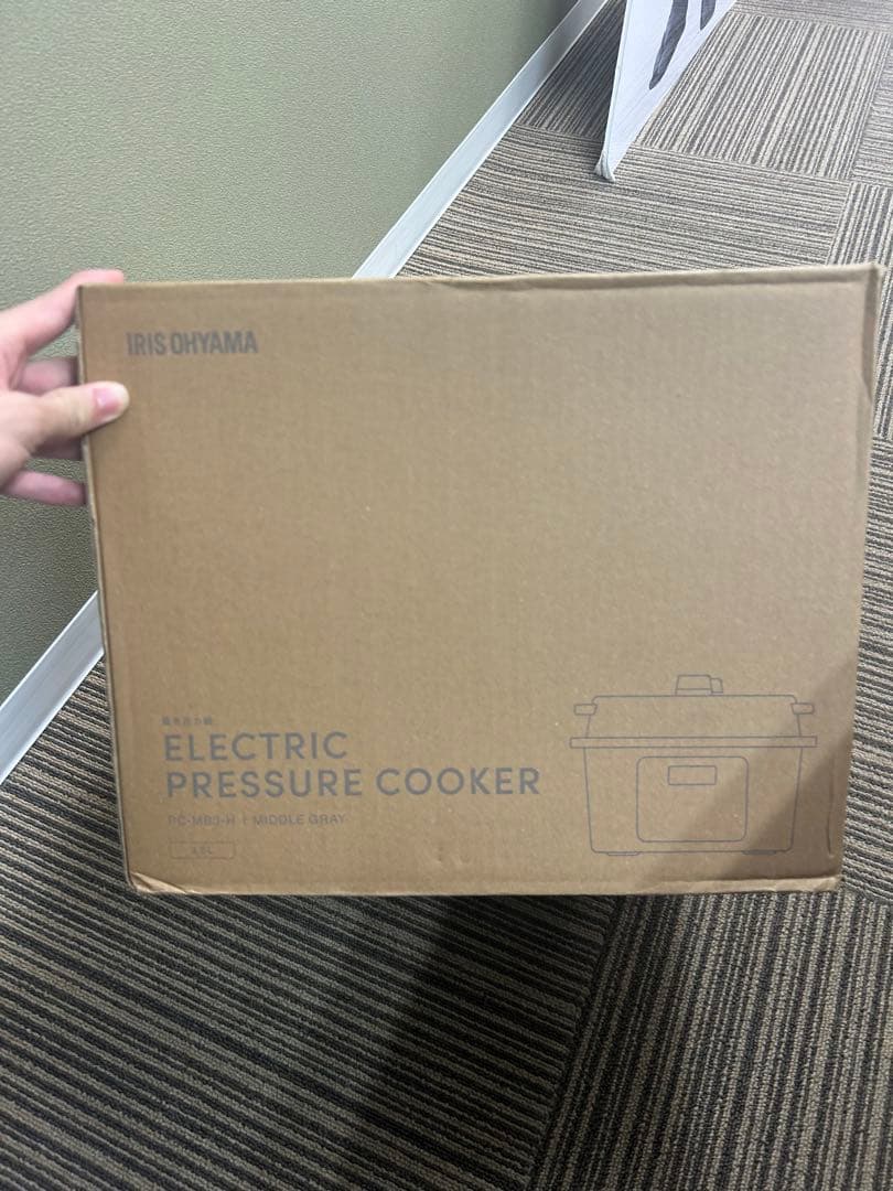 ST-111 IRIS OHYAMA 電気圧力鍋 未使用品　2025年製