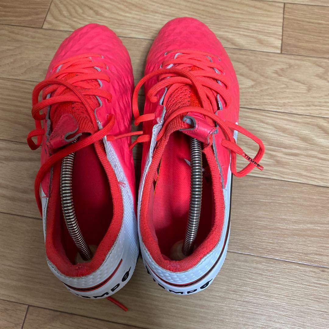 NIKEティエンポ8トップモデル