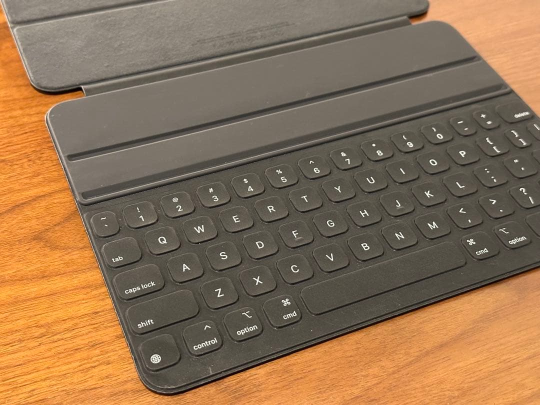 iPad Smart Keyboard Folio 11インチ (英語US)
