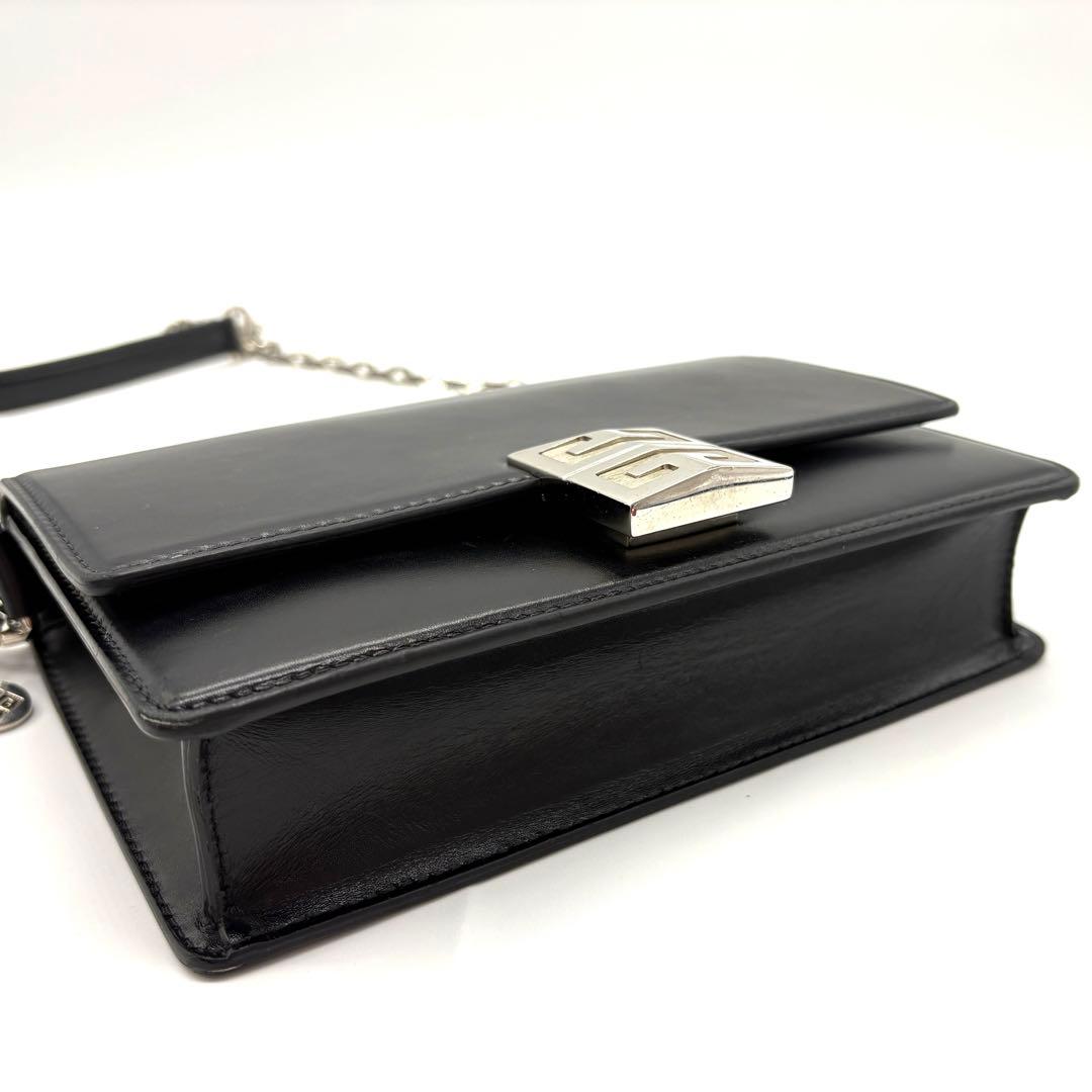 ジバンシィ レザー チェーンショルダーバッグ ブラック シルバー金具 正規品
