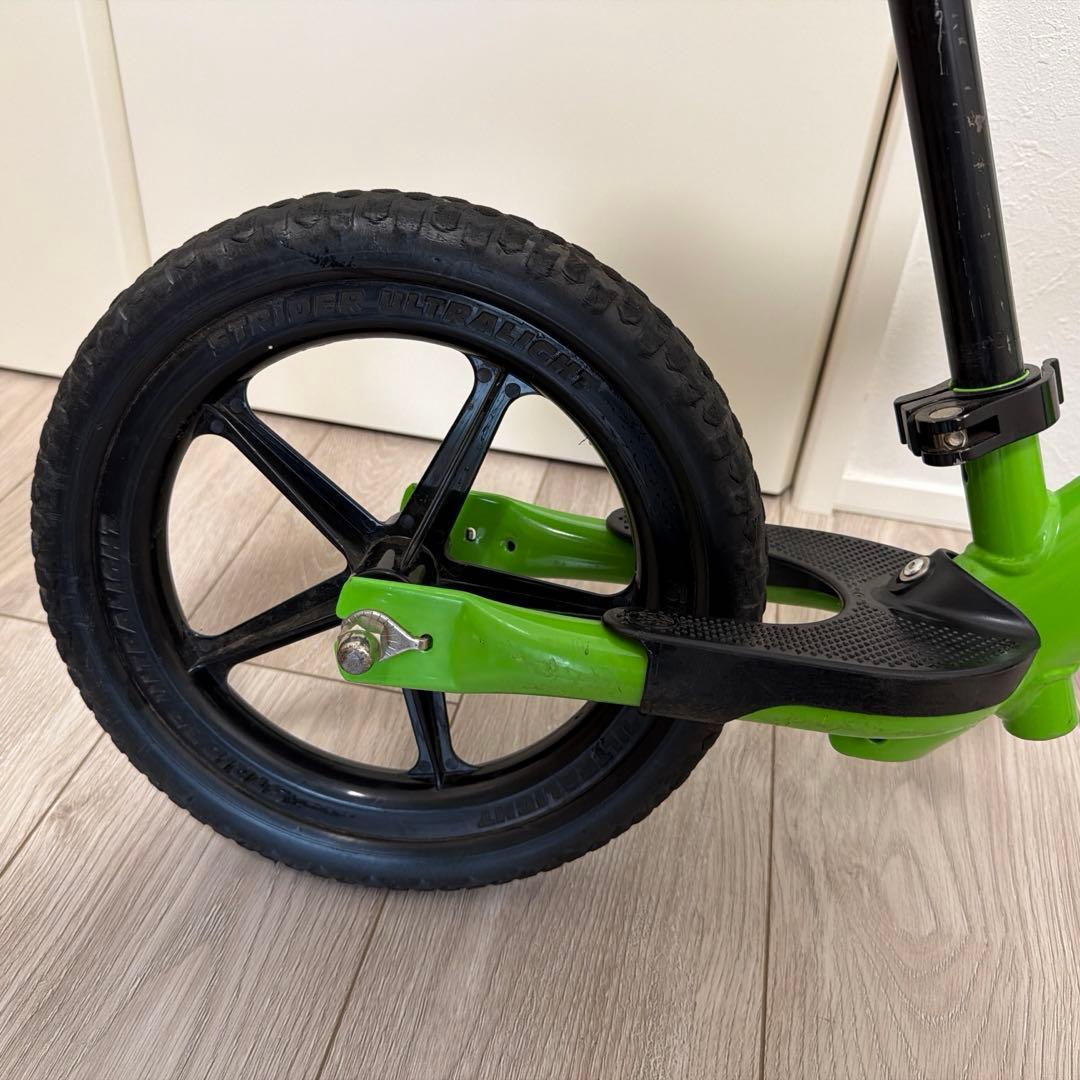 STRIDER スポーツモデルグリーン 12インチ　バッグ付き