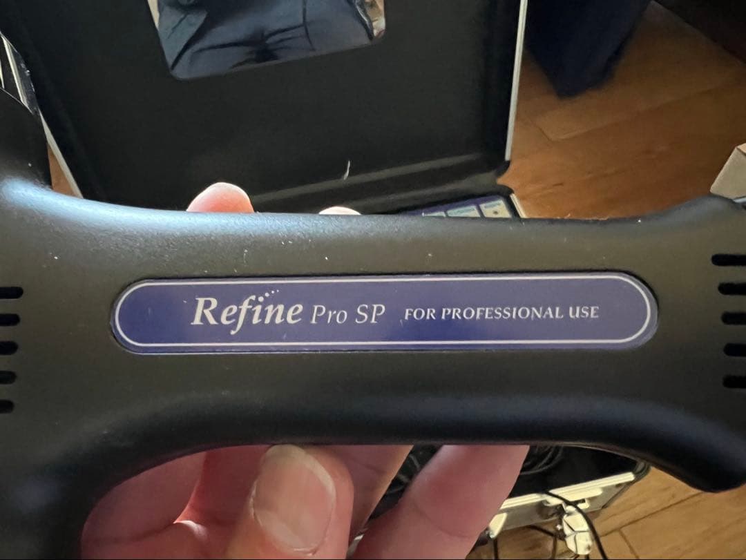 Refine Pro SP 超音波美顔器