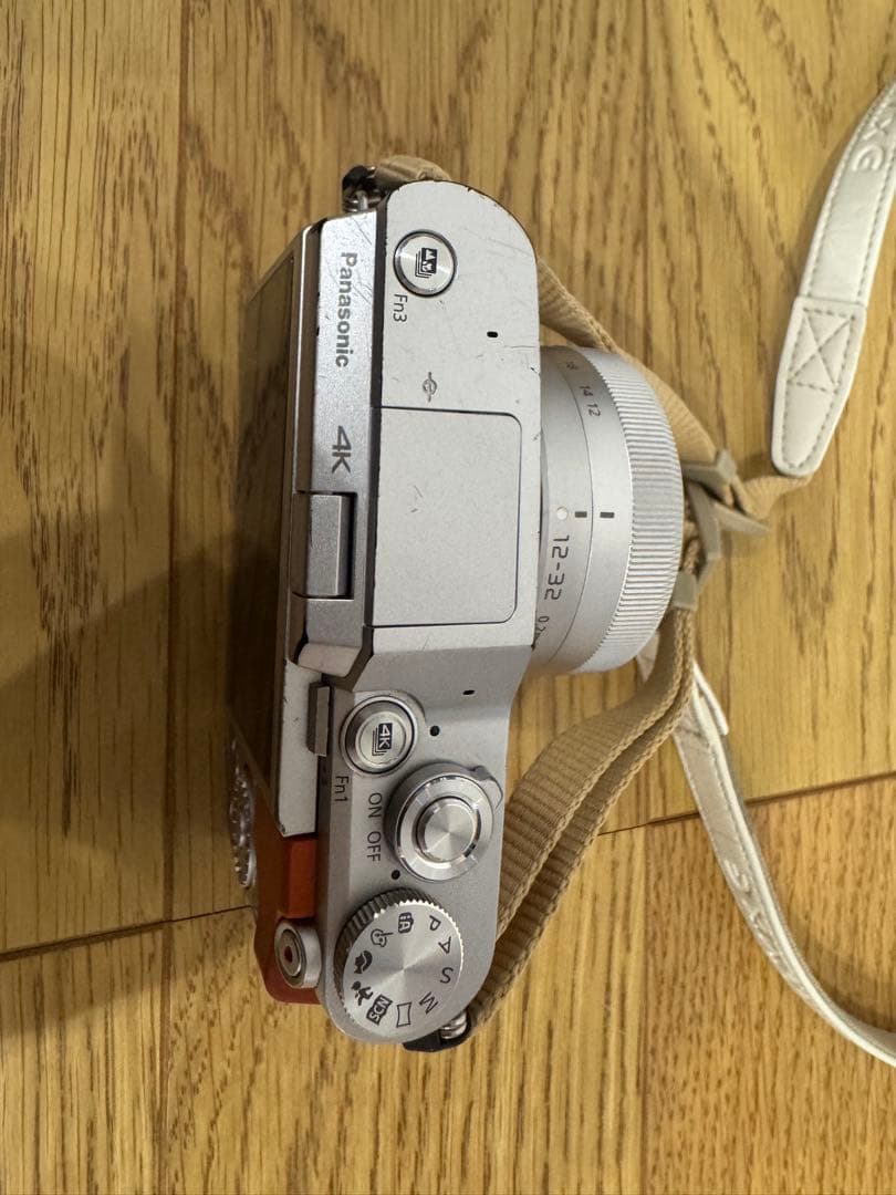 Panasonic LUMIX DC-GF9W ダブルレンズキット　ケース付