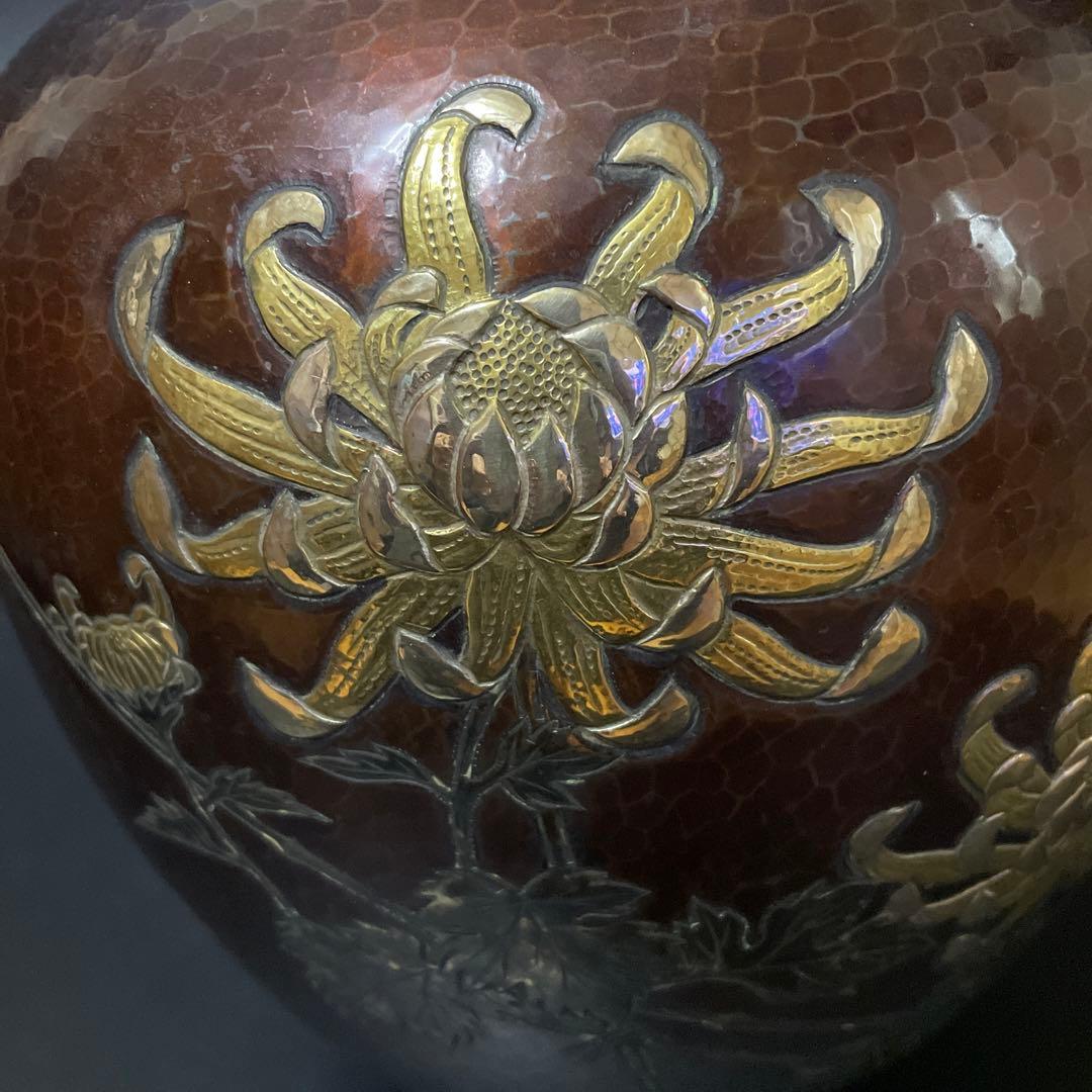 時代物　銅虫花瓶　打ち出し花瓶　在名あり