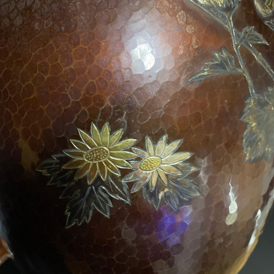 時代物　銅虫花瓶　打ち出し花瓶　在名あり