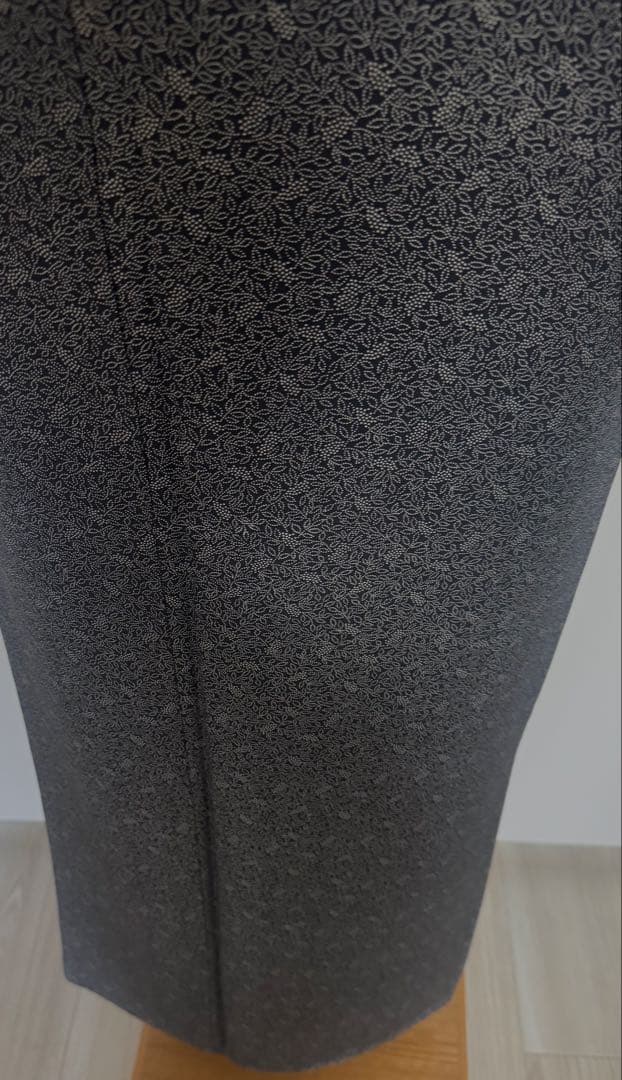 美品　拘りの南天模様　江戸小紋