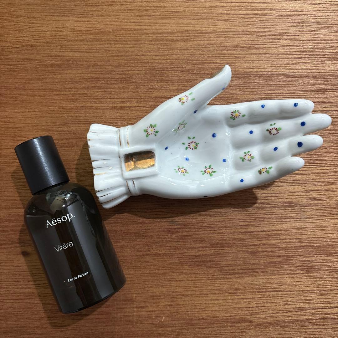 アメリカンヴィンテージ　手　ハンド　JAPAN 陶器　花模様　灰皿