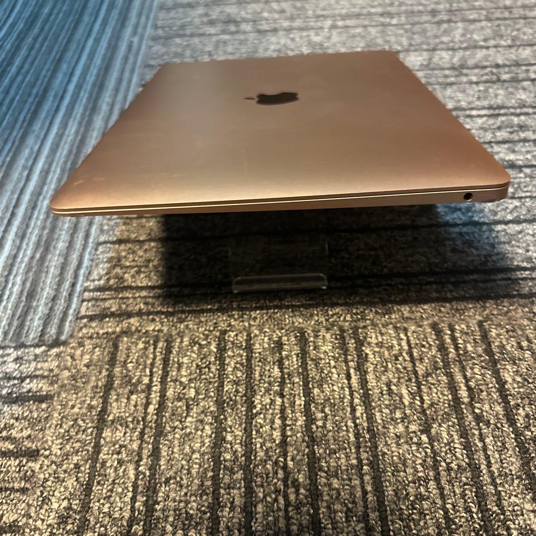 MacBook Air 2020 13インチ M1 8GB 256GB 10