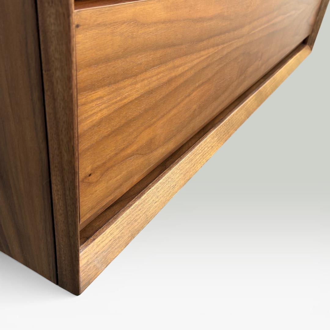 美品　IDC　大塚家具　ウォールナット　6段　チェスト　北欧　タンス