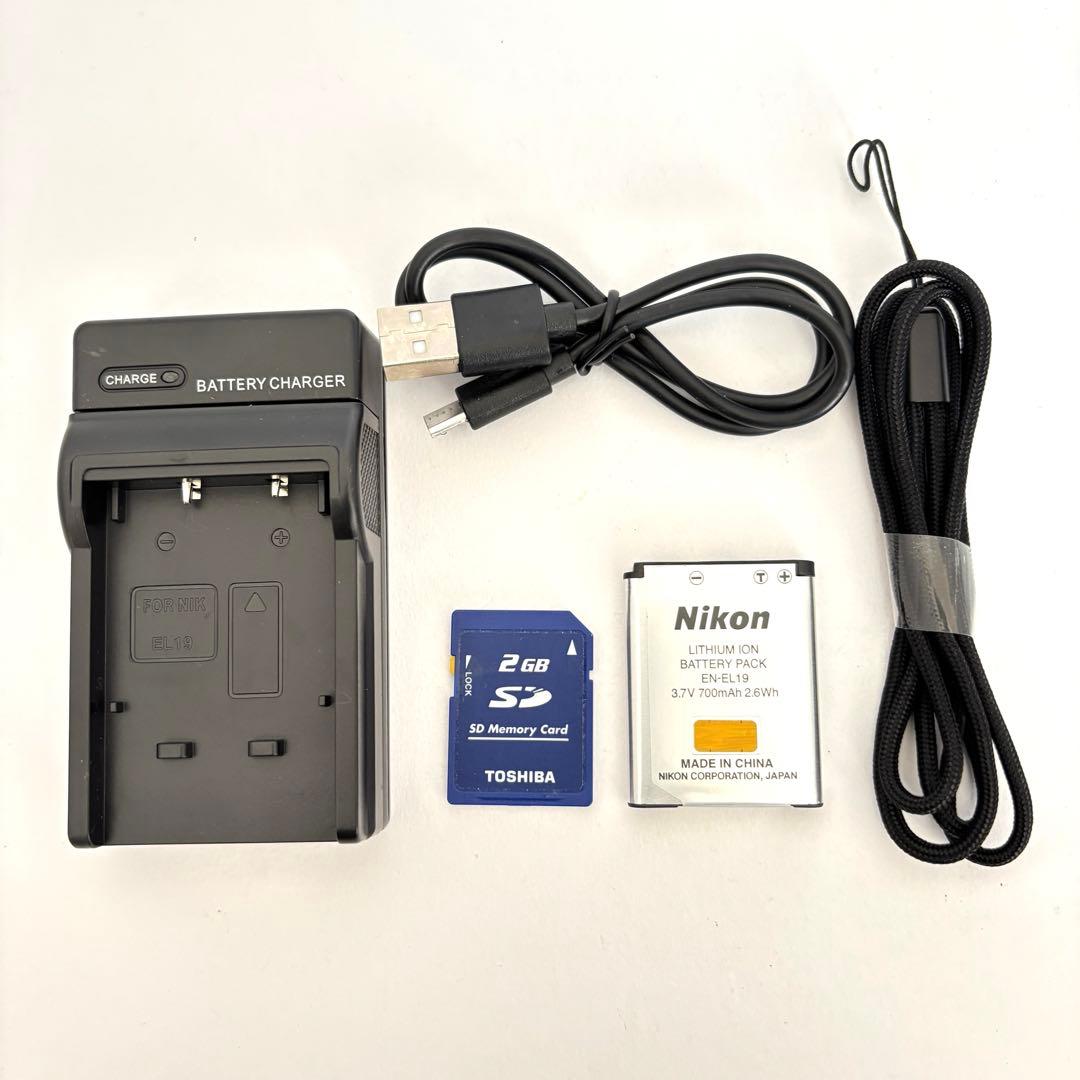 Nikon coolpix A300 ニコン　デジカメ　SDカード付