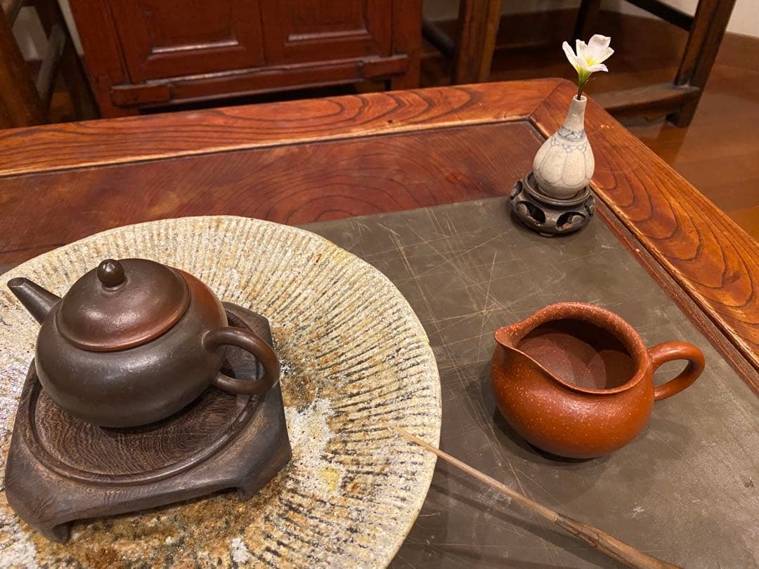 安南焼・アナミス　ミニ染付花器　　　鑑賞台付　 一輪挿し　ヴィンテージ　　レア