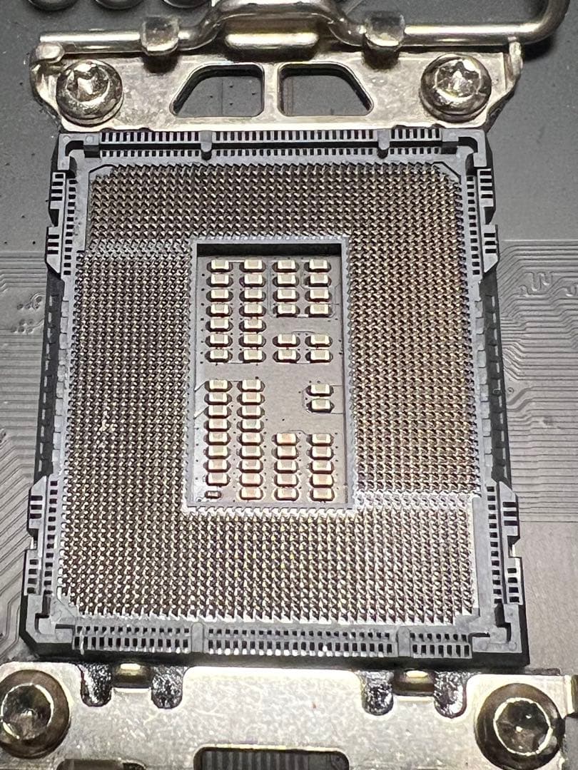 【動作確認済】【留意事項あり】MSI Z690 TOMAHAWK D4