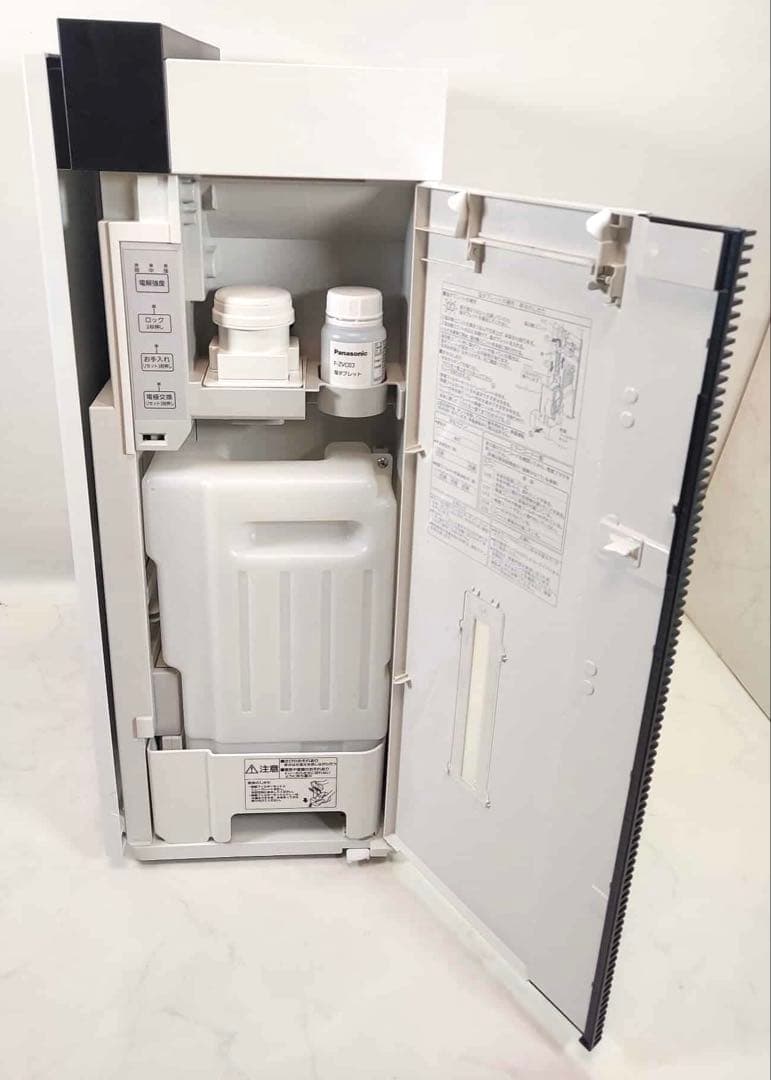 Panasonic 次亜塩素酸 空間除湿脱臭機 F-MV2300 2024年製