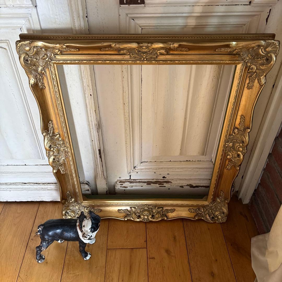 大きな額縁です。フレーム　アンティーク