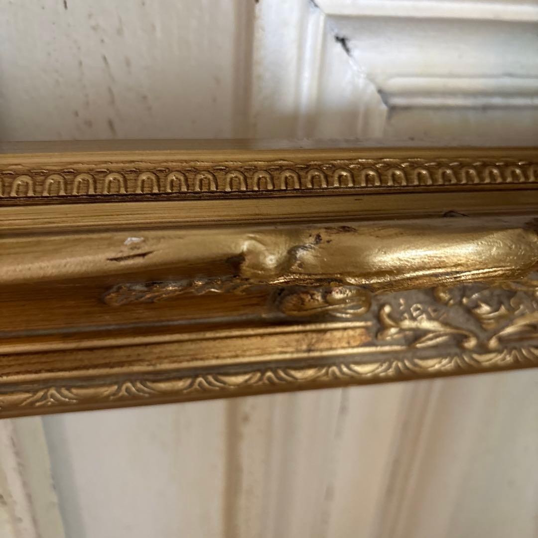 大きな額縁です。フレーム　アンティーク