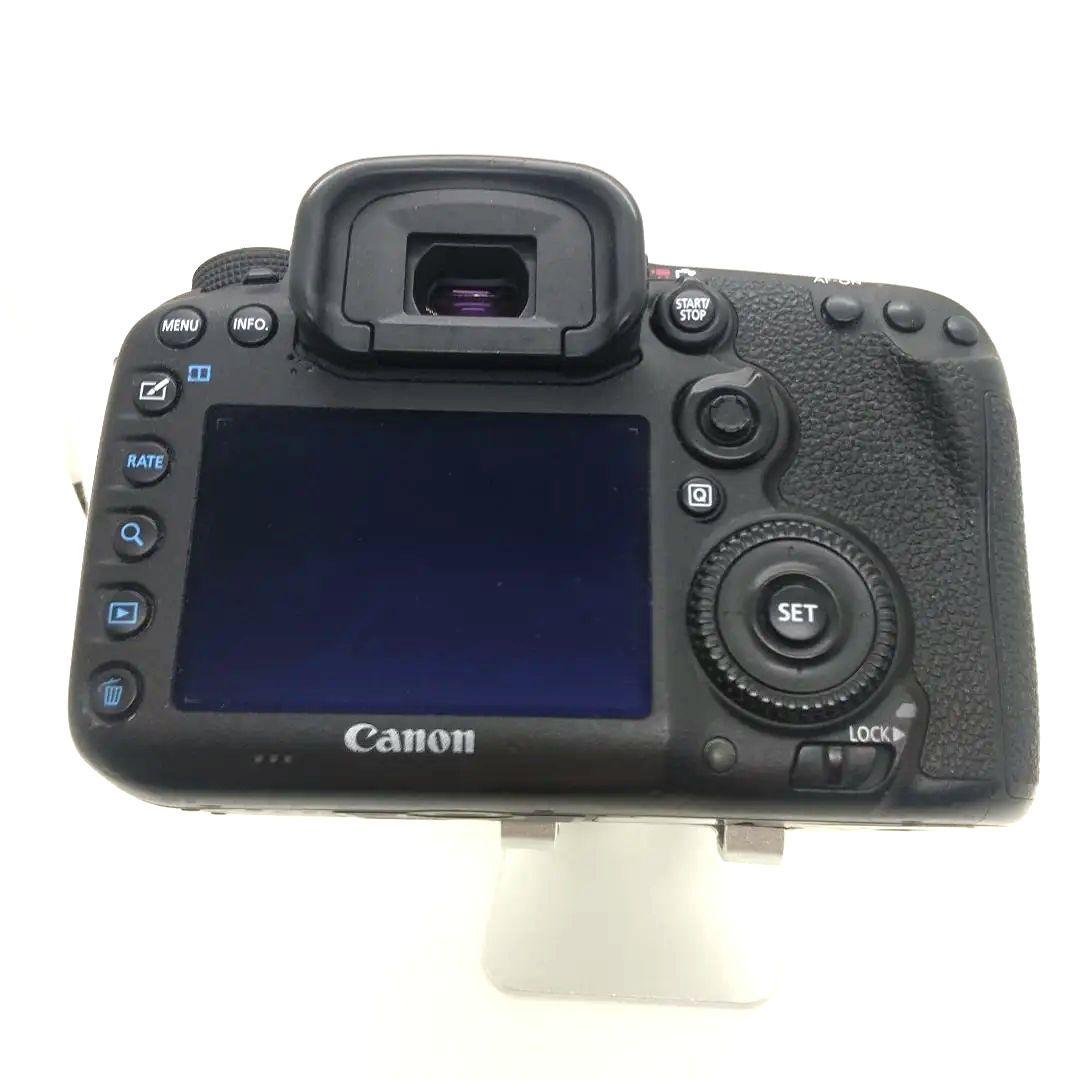 ア*ロ様 【実用的組合せ】Canon EOS 7D Mark II レンズ２本・