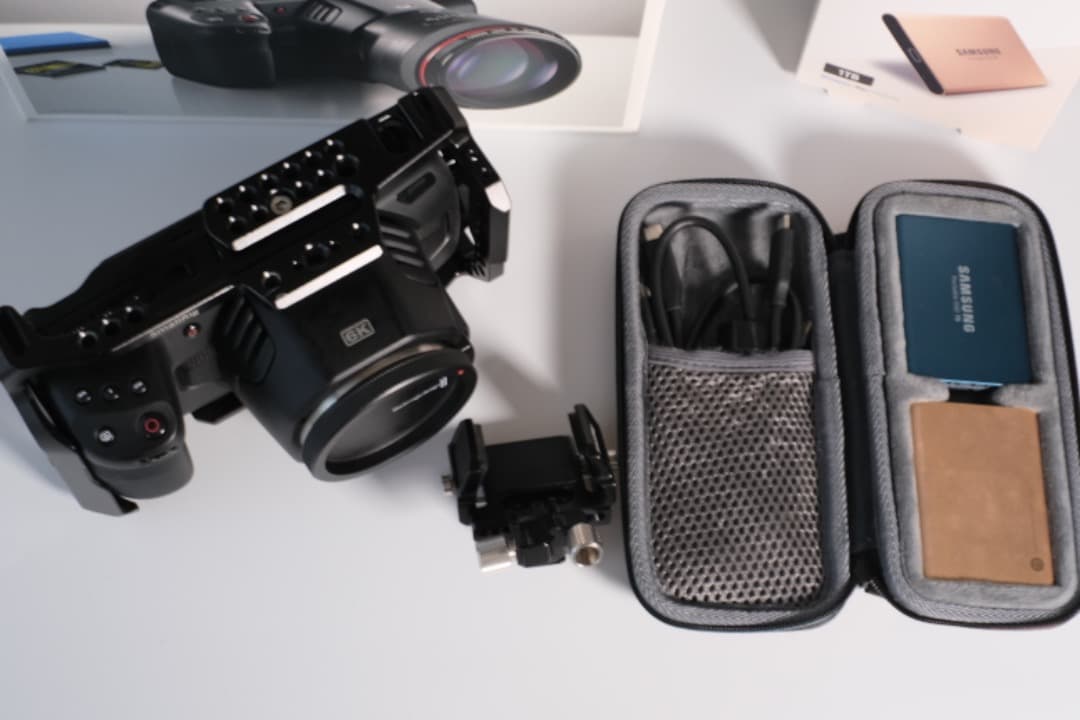 BMPCC6K セット　バッテリー リグ SSD付き