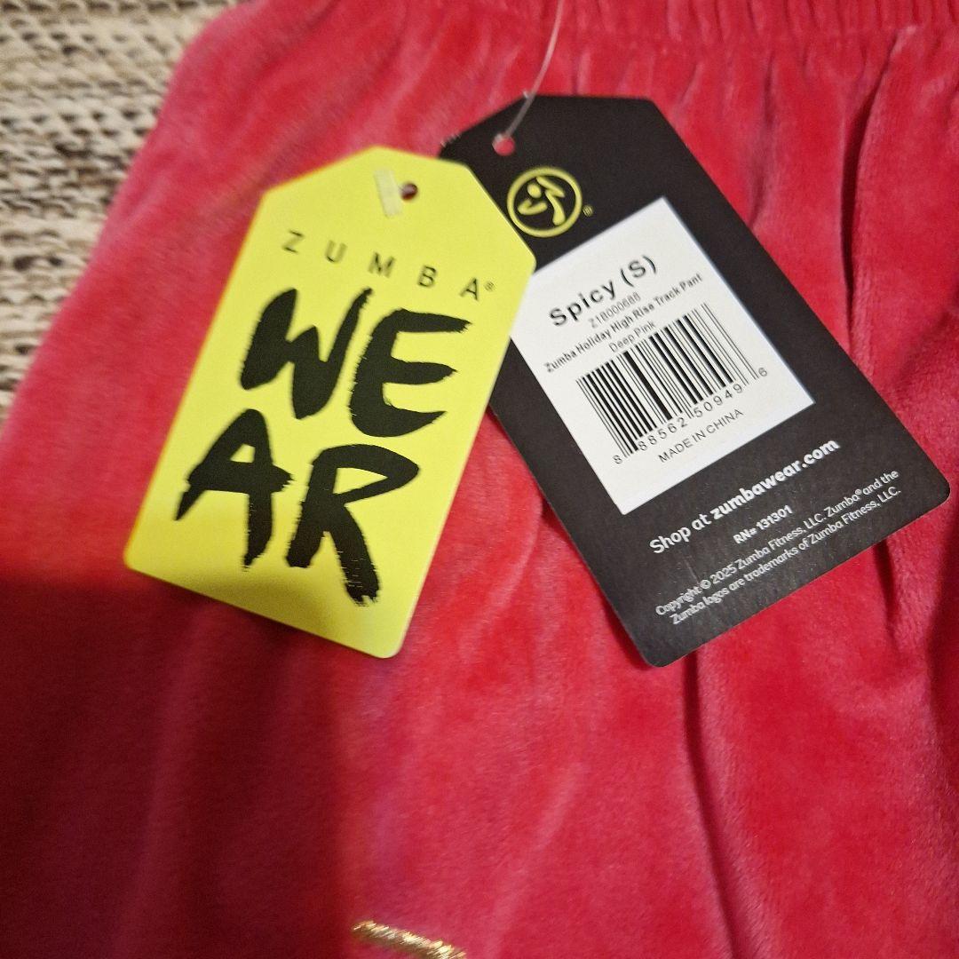 ZUMBA 正規品ピンク最新作パンツ新品