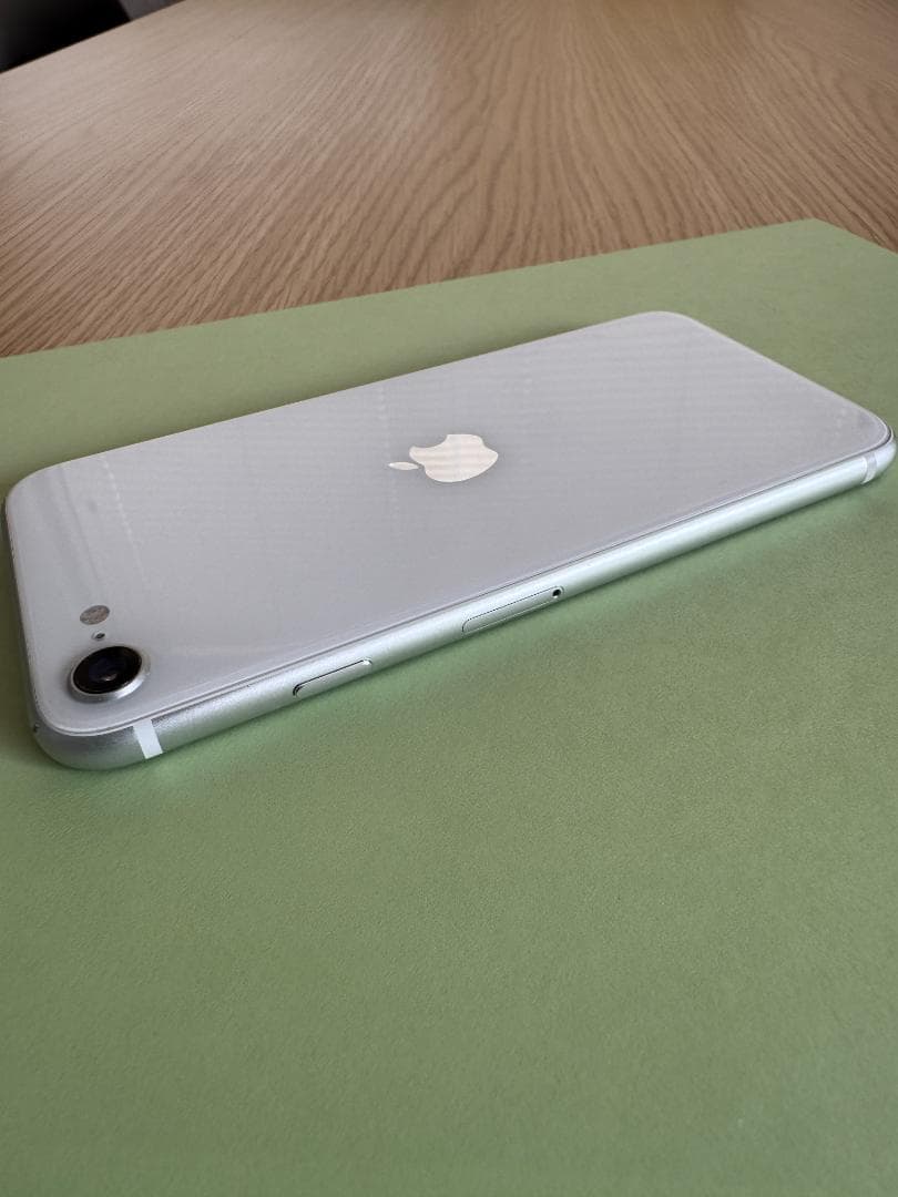 ◇iPhoneSE 第2世代 (SE2) ホワイト 64GB◇