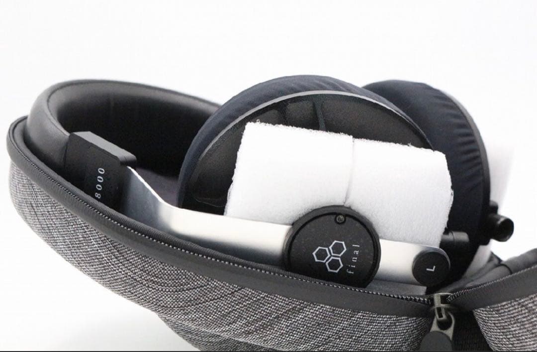 final 高級 ヘッドホン D8000 BLACK 平面磁界型　元箱 ケース付