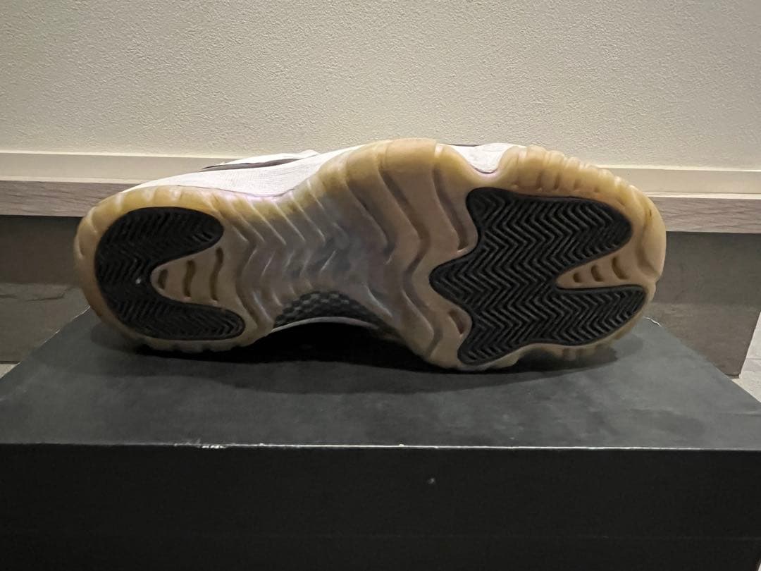 エアジョーダン11 LOW コンコルド