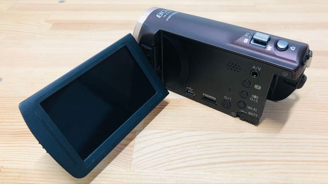 Panasonic ビデオカメラHC-V520M FULL HD2台　電池3個