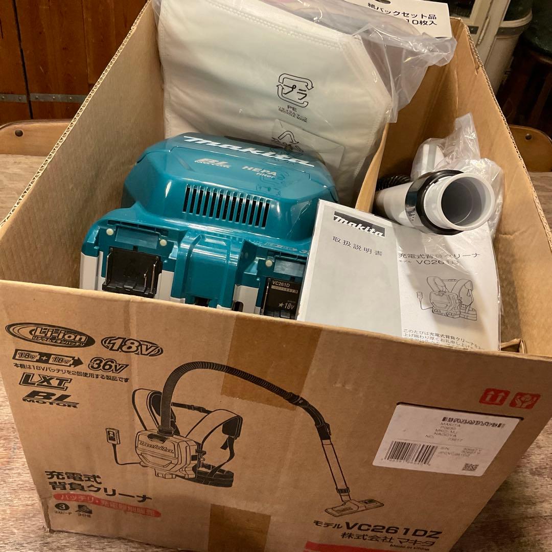 未使用 極美品！18V+18V=36V 充電式背負クリーナ VC261DZ