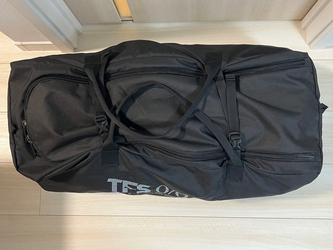 ネルデザインワークス　CAVE(ポール付き)