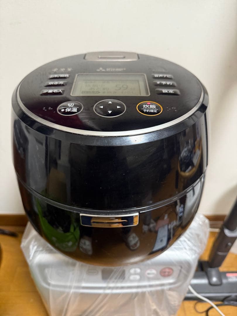 Mitsubishi Electric NJ-AWB10 炊飯器　年製2020