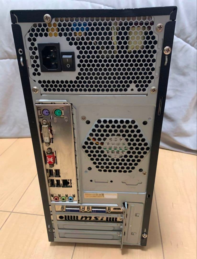 デスクトップPC 黒 タワー型 DVDドライブ