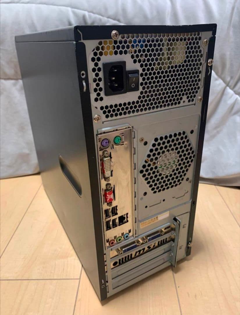 デスクトップPC 黒 タワー型 DVDドライブ