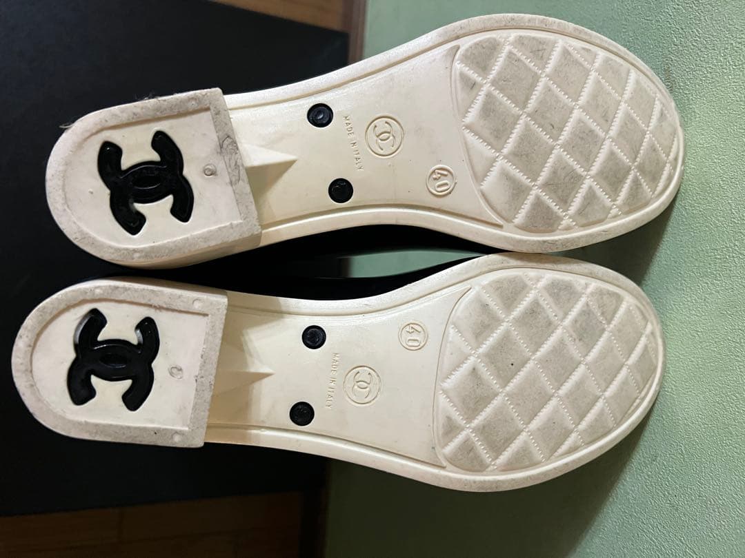 CHANELカメリア入手困難レインブーツ難あり　大幅値下げ