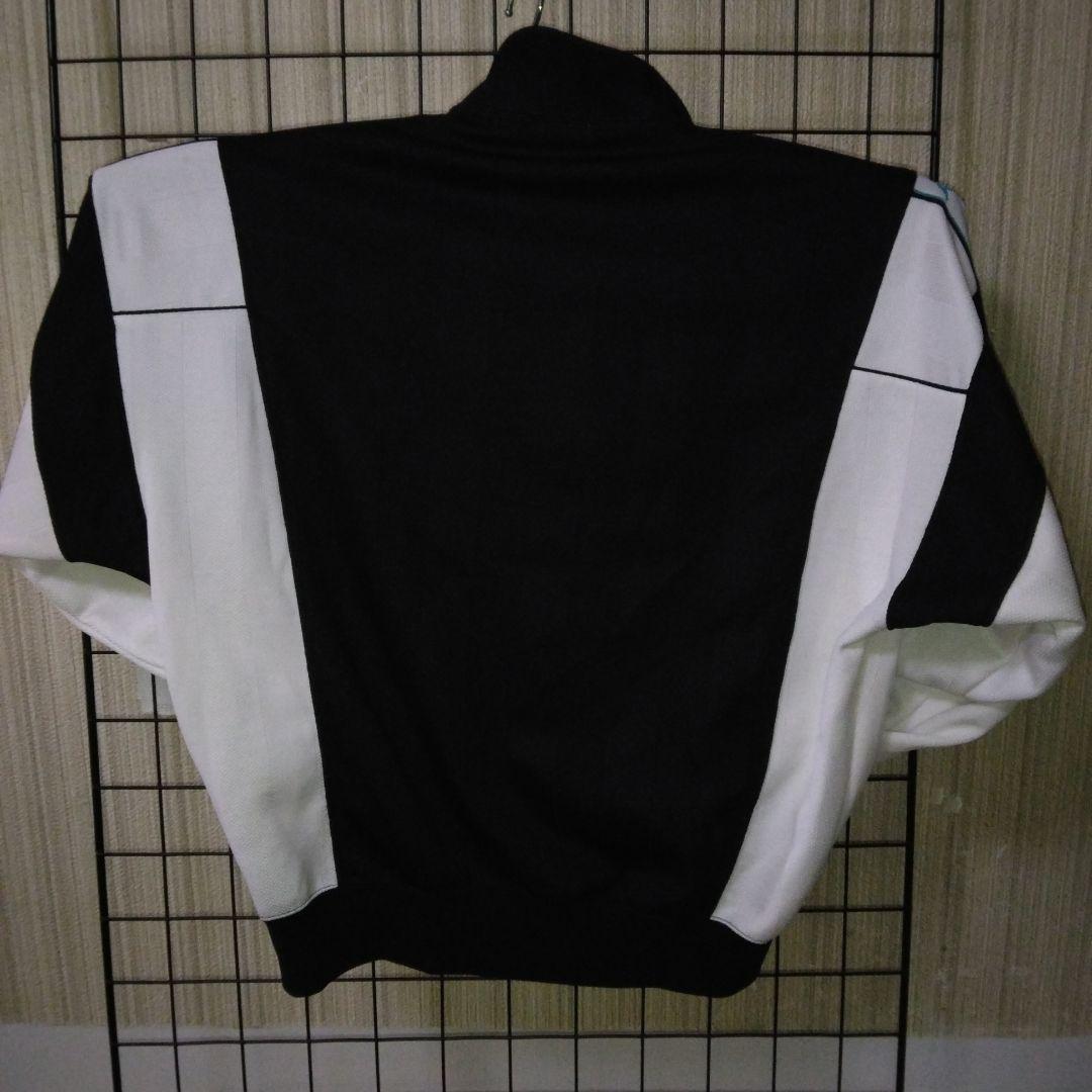 90/91”イタリア製Kappa社のユベ トスジャケットUK/ Mサイズ 黒白