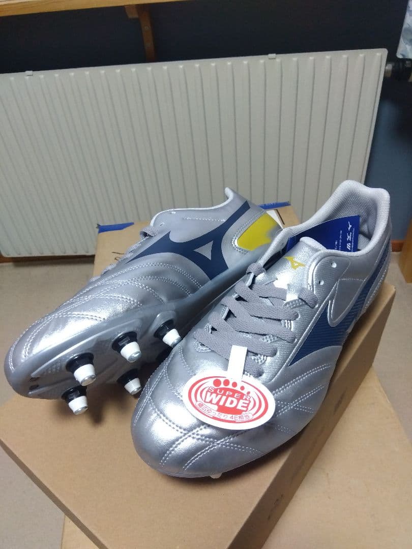 ラグビースパイク／ミズノ／28.5／シルバー／R1GA250104／新品