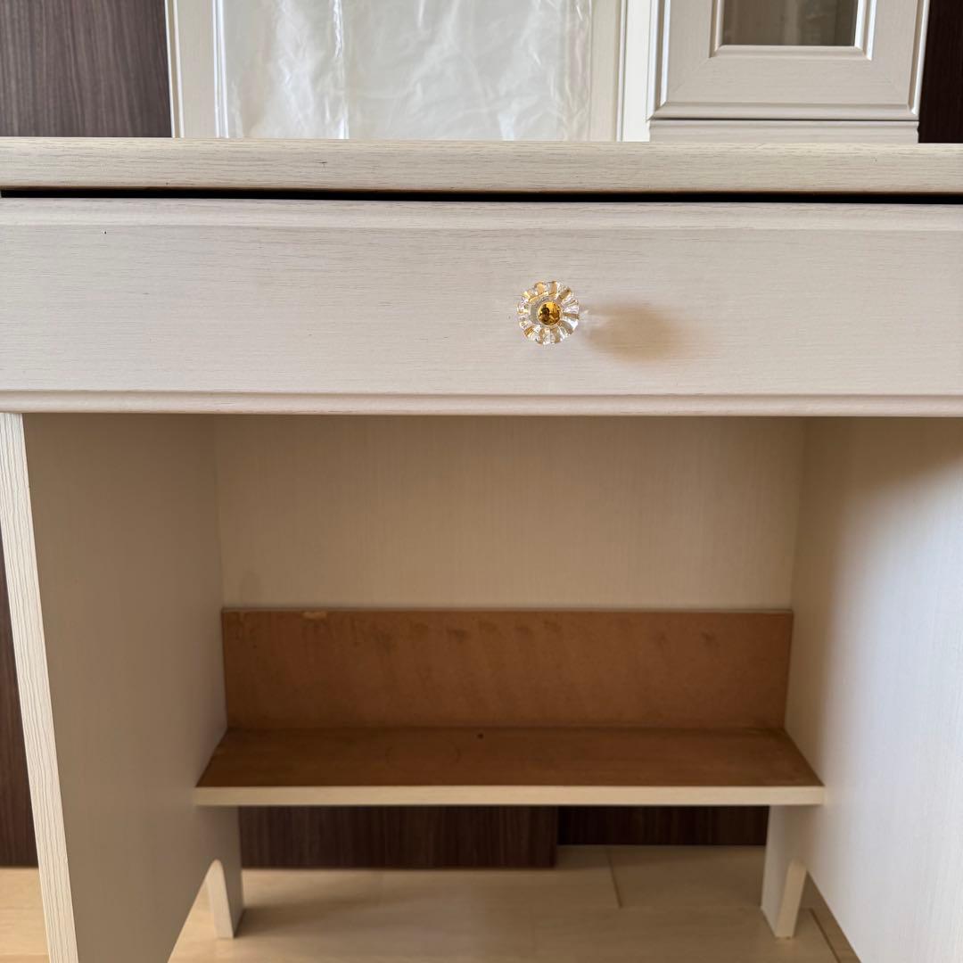 chikoli52 ニトリ　ドレッサー　椅子は別売り中です(フェリベーネ