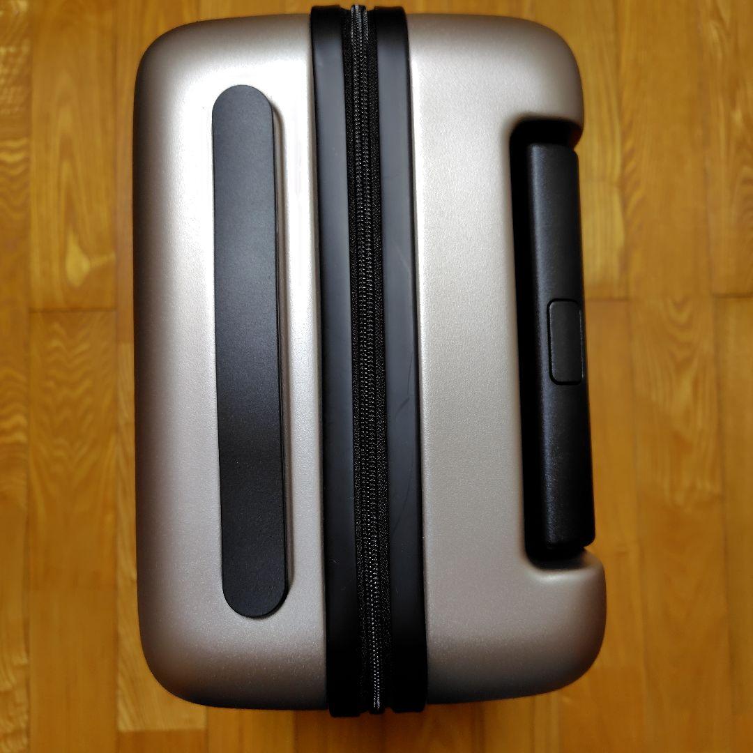 無印良品　ハードキャリーケース　ベージュ　20リットル