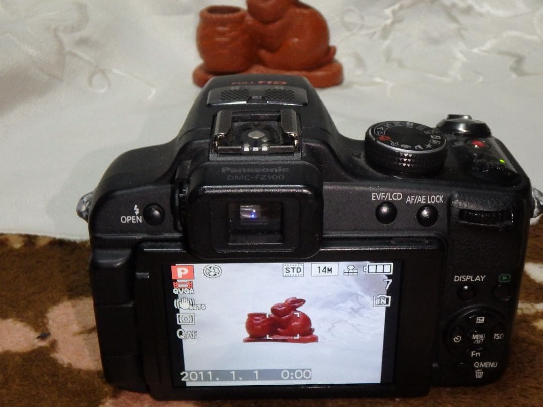 動作品 PANASONIC DMC-FZ100 LUMIX デジタルカメラ