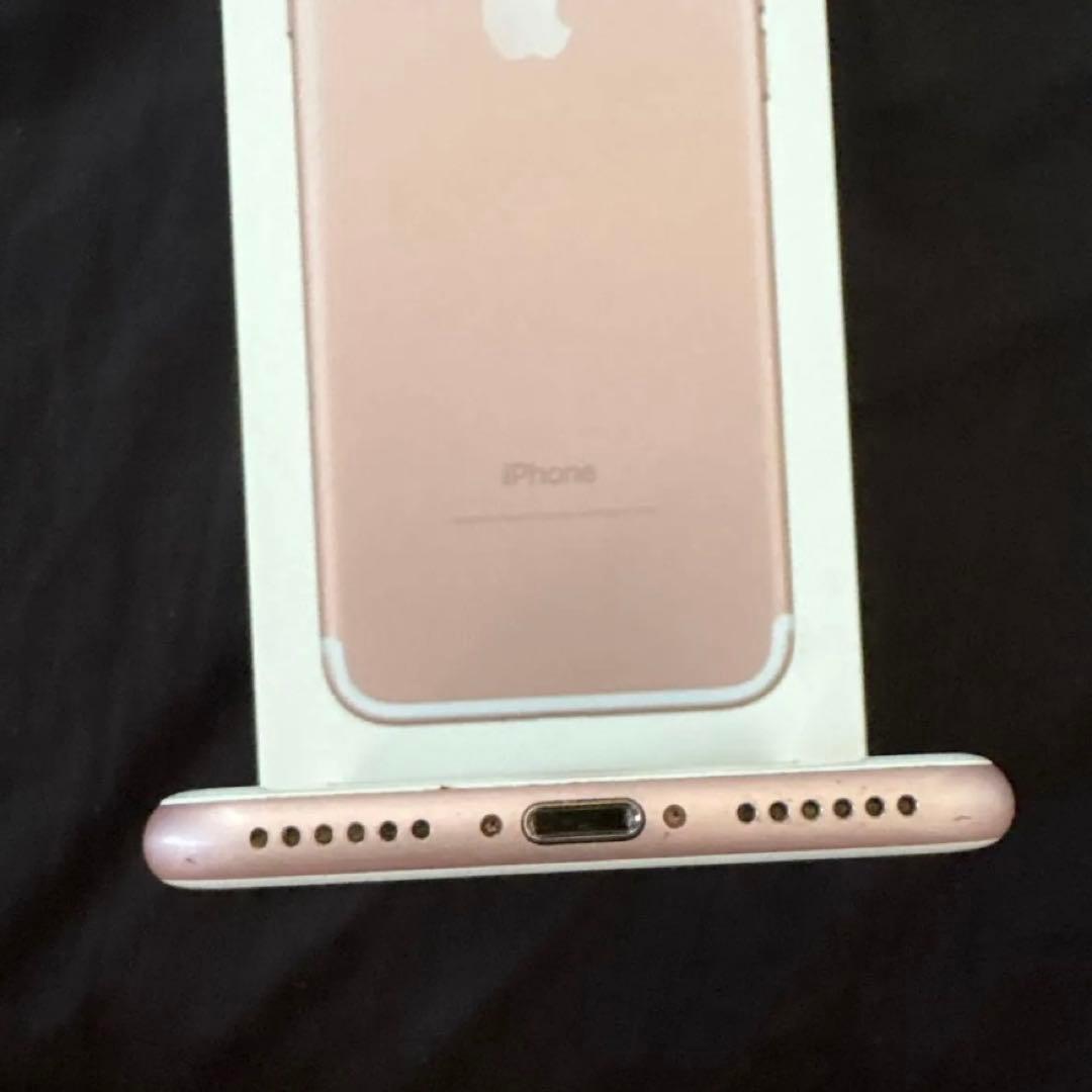 iPhone7 32GB ローズゴールド バッテリー81% 初期化済