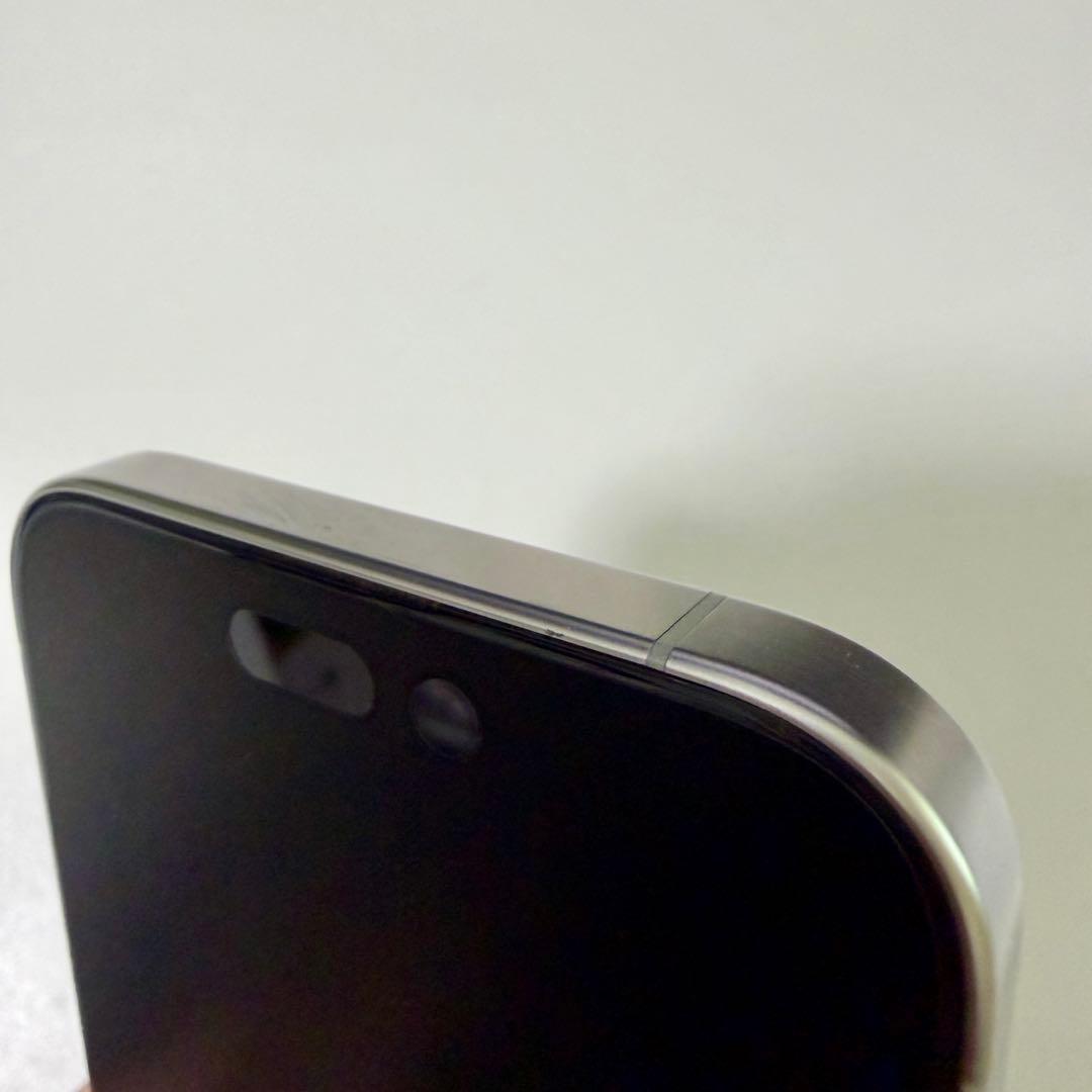 【美品】Apple iPhone15 Pro ホワイトチタニウム 256GB