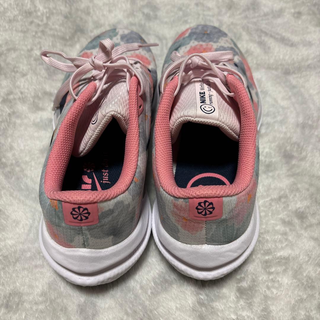 はちみつ ★新品未使用★Nike 花柄 スニーカー