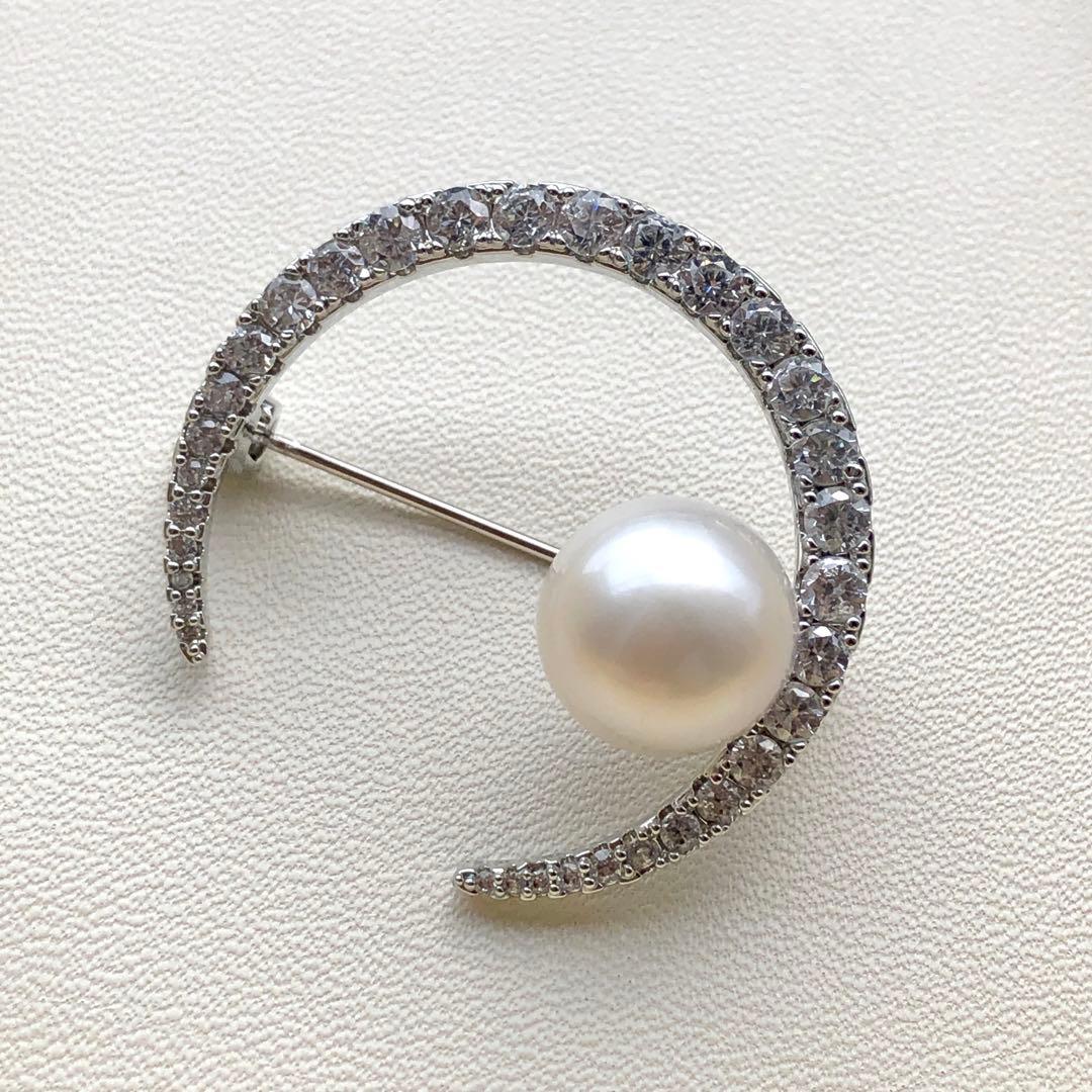 Aman様まとめ専用南洋白蝶真珠クリーム10.6㍉「三日月」ブローチBEN798