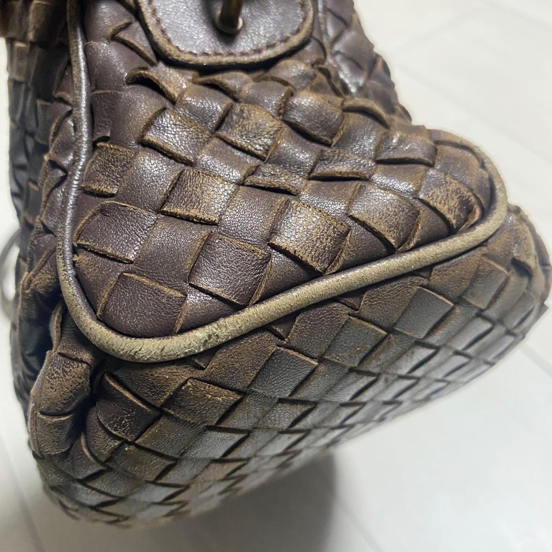 BOTTEGA VENETA イントレチャート ショルダーバッグ レザー