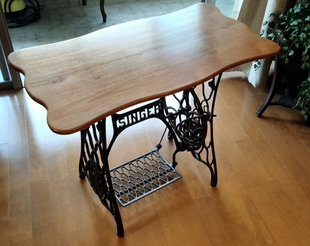 SINGER　足踏みミシン　アンティークテーブル　机